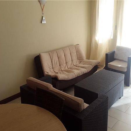 Les Peupliers Studios And Apartments Flic-en-Flacq Εξωτερικό φωτογραφία